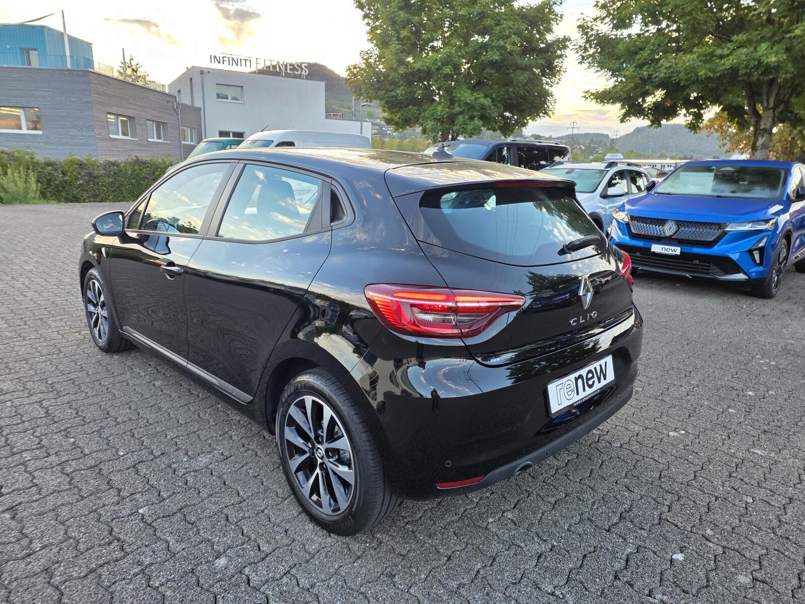RENAULT Clio equilibre TCe 90, Essence, Occasion / Utilisé, Manuelle - 3