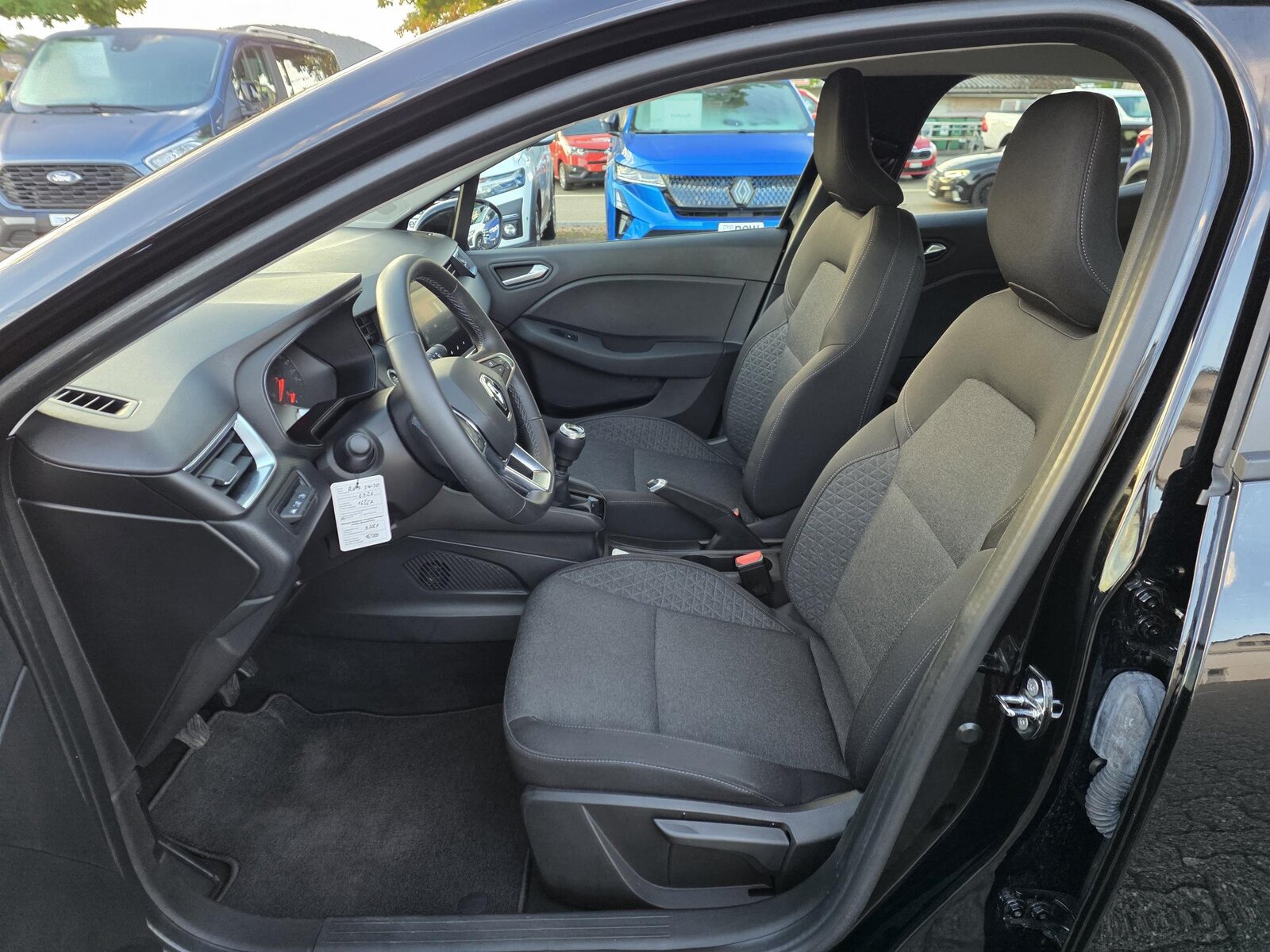 RENAULT Clio equilibre TCe 90, Essence, Occasion / Utilisé, Manuelle - 6