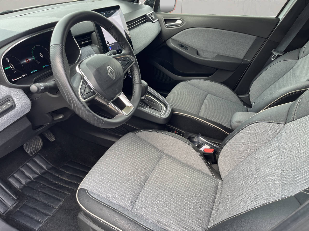 RENAULT Clio 1.6 E-Tech techno, Benzina, Occasioni / Usate, Automatico - 4