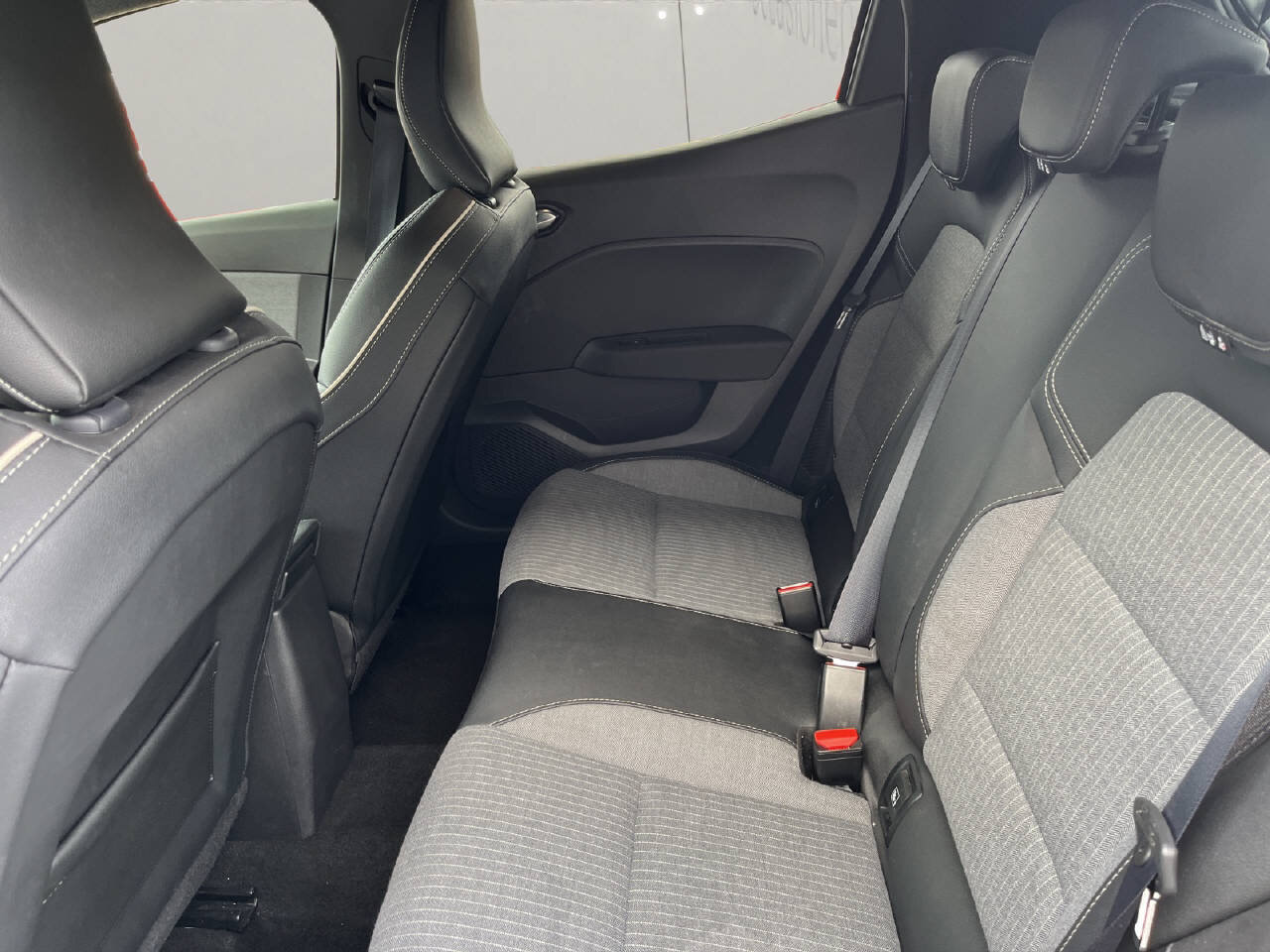 RENAULT Clio 1.6 E-Tech techno, Benzina, Occasioni / Usate, Automatico - 7