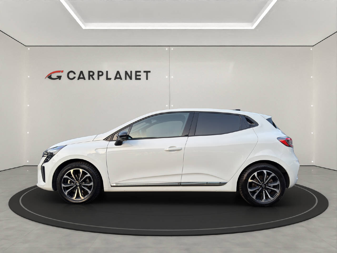 RENAULT Clio 1.6 E-Tech techno, Essence, Occasion / Utilisé, Automatique - 2