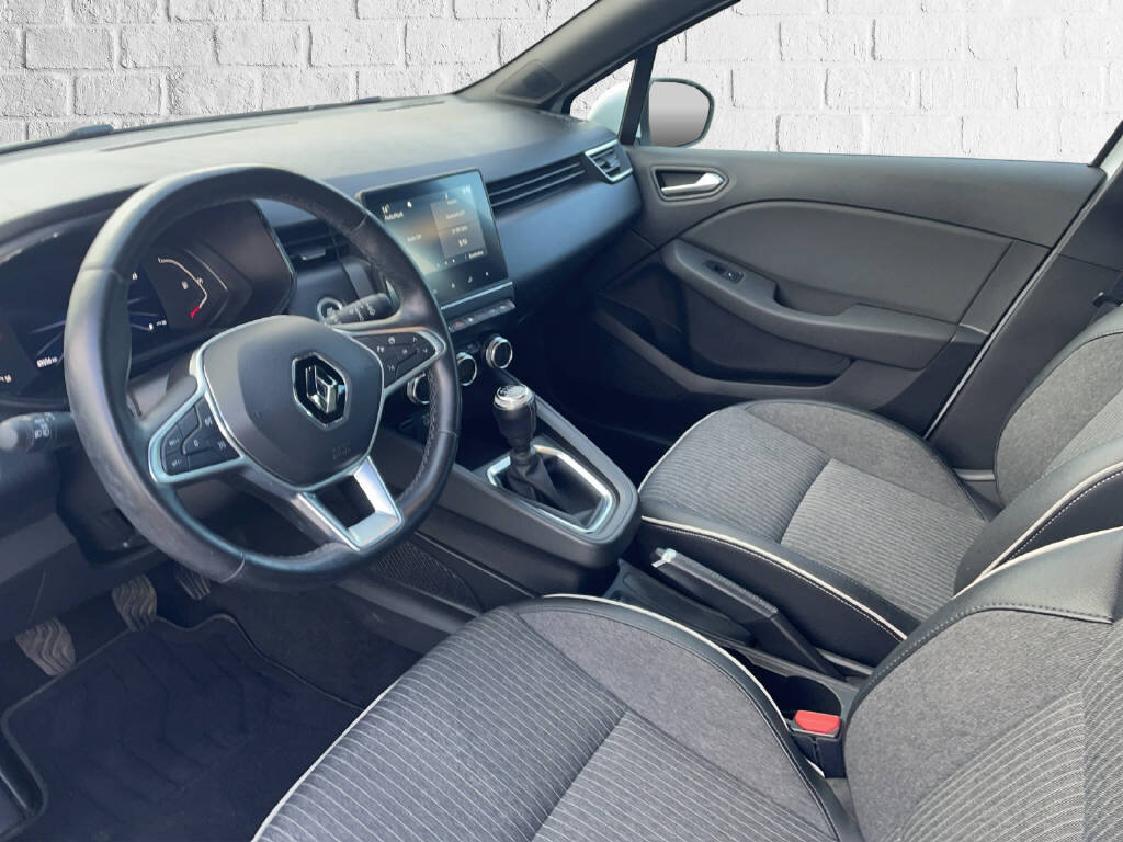 RENAULT Clio 1.3 TCe 140 Intens, Essence, Occasion / Utilisé, Manuelle - 6