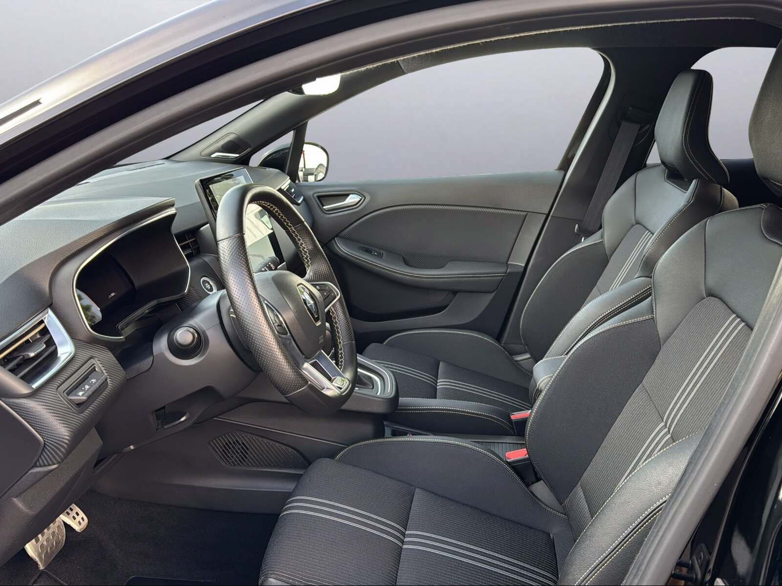 RENAULT Clio 1.6 E-Tech Engineered, Hybride Intégral Essence/Électricité, Occasion / Utilisé, Automatique - 5
