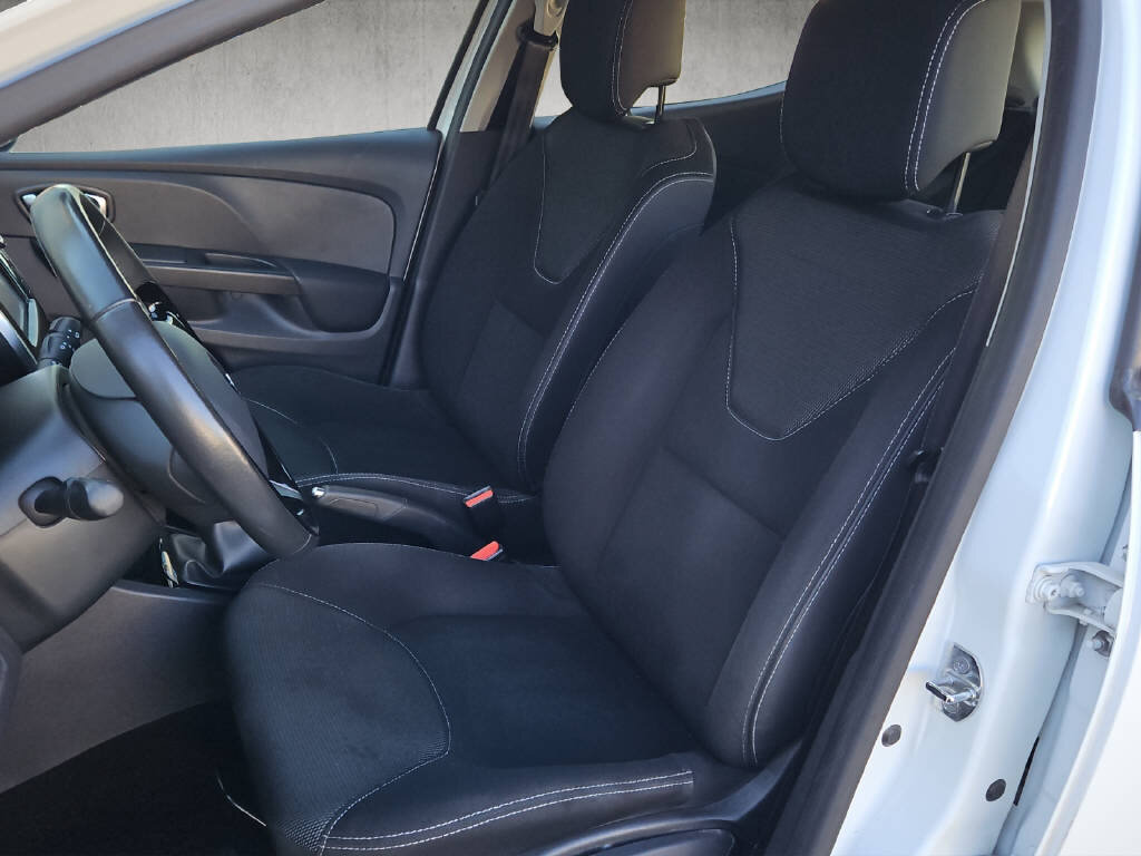 RENAULT Clio 0.9 TCe Expression S/S, Benzin, Occasion / Gebraucht, Handschaltung - 5