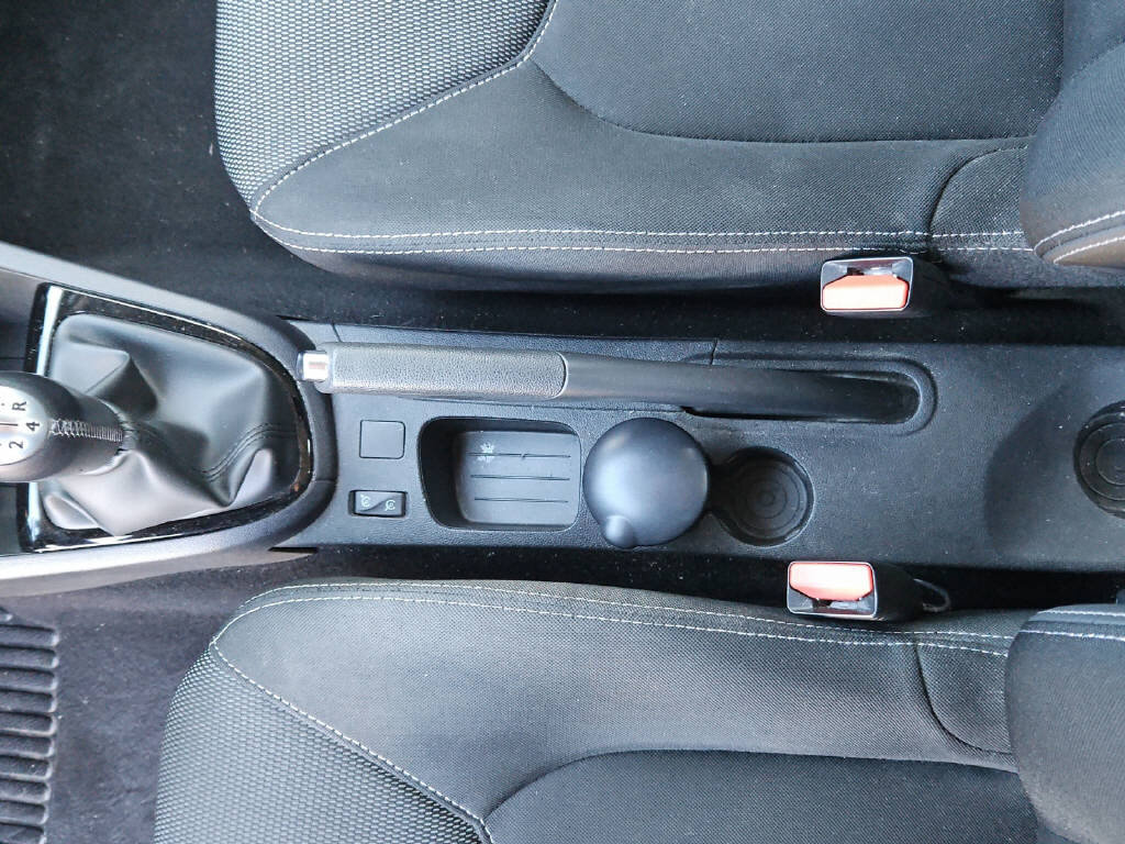 RENAULT Clio 0.9 TCe Expression S/S, Benzin, Occasion / Gebraucht, Handschaltung - 7