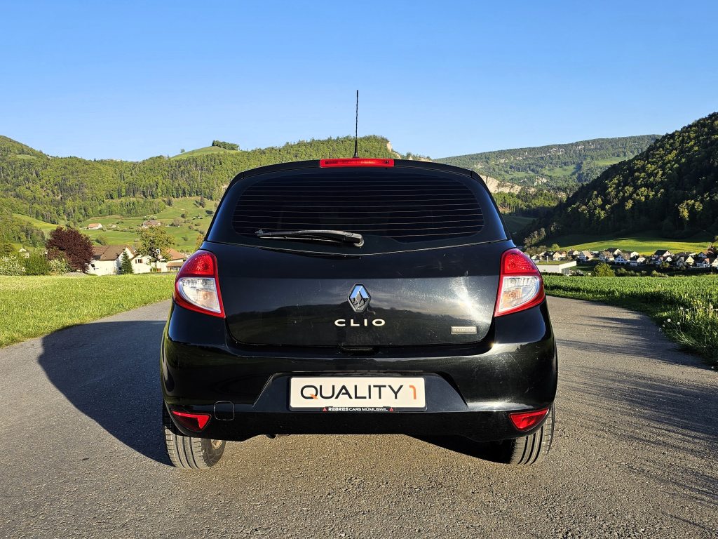 RENAULT CLIO 1.2 16V 75 Collection, Essence, Occasion / Utilisé, Manuelle - 4