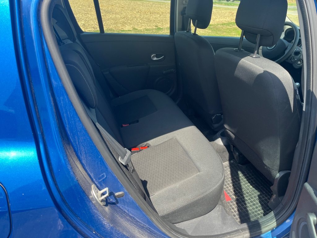 RENAULT CLIO 1.2 16V 75 Expression, Essence, Occasion / Utilisé, Manuelle - 6