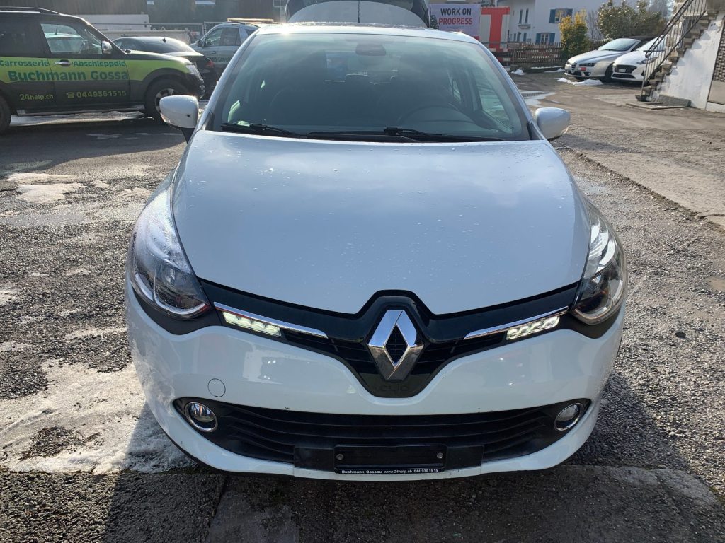 RENAULT CLIO 1.2 TCe 120 Swiss Edition, Essence, Occasion / Utilisé, Automatique - 3