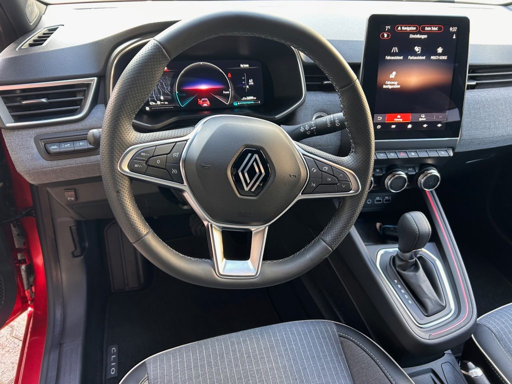 RENAULT CLIO 1.6 E-Tech techno, Hybride Intégral Essence/Électricité, Occasion / Utilisé, Automatique - 5