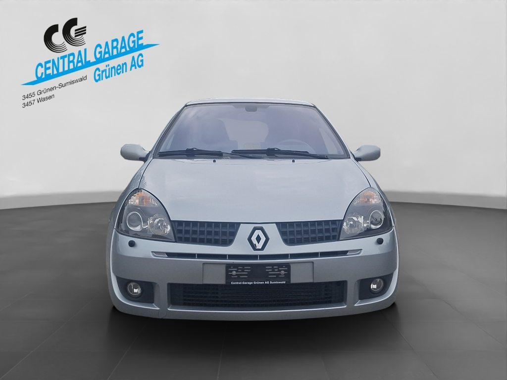 RENAULT Clio 2.0 16V Sport