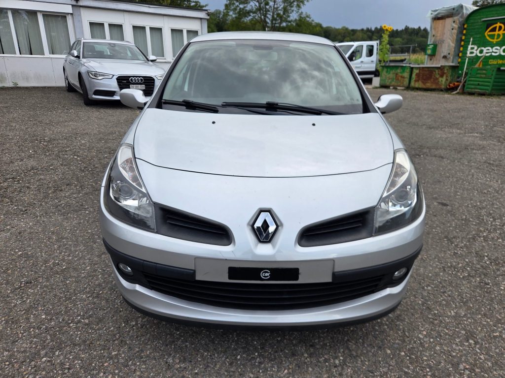 RENAULT CLIO 2.0 16V Exception
