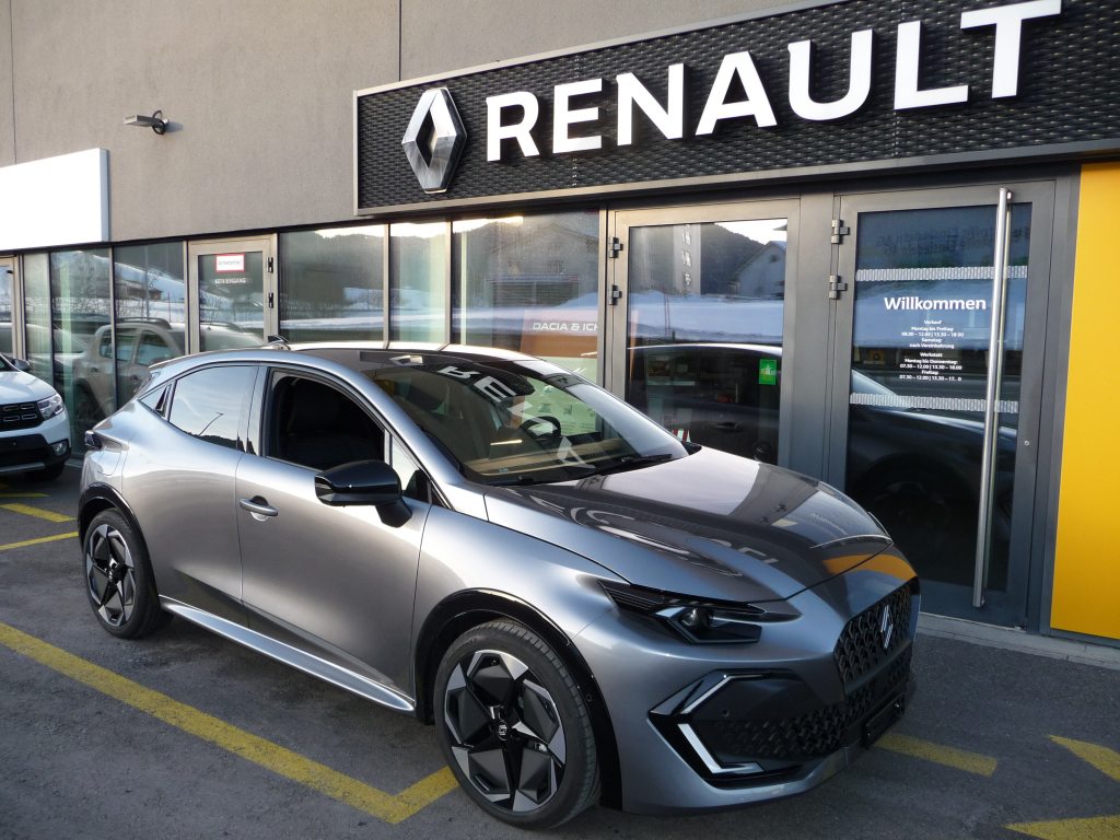 RENAULT CLIO 1.8 E-Tech techno, Full-Hybrid Petrol/Electric, Ex-demonstrator, Automatic - 5