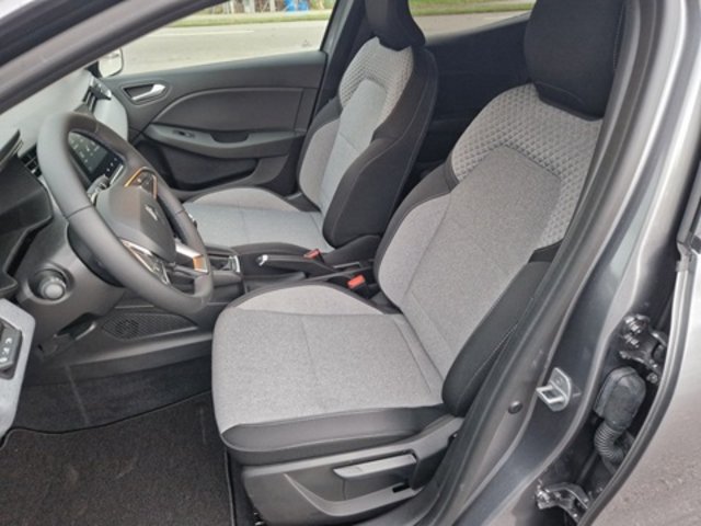 RENAULT CLIO evolution TCe 90, Benzin, Vorführwagen, Handschaltung - 6