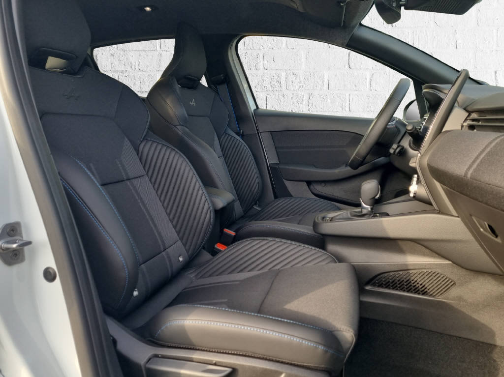 RENAULT CLIO esprit Alpine full hybrid E-Tech 145, Full-Hybrid Petrol/Electric, Ex-demonstrator, Automatic - 7