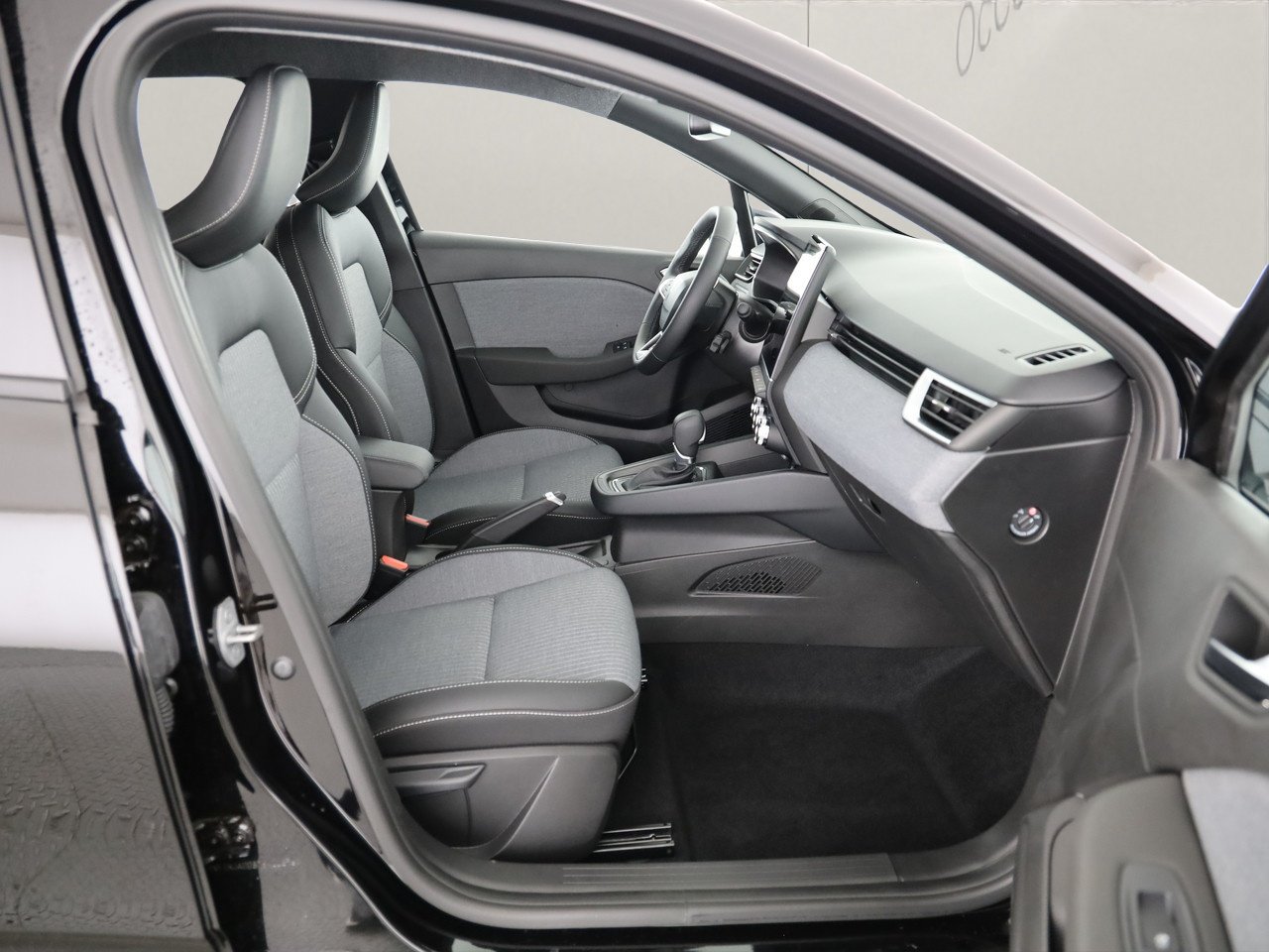 RENAULT Clio 1.6 E-Tech techno, Hybride Intégral Essence/Électricité, Voiture de démonstration, Automatique - 7
