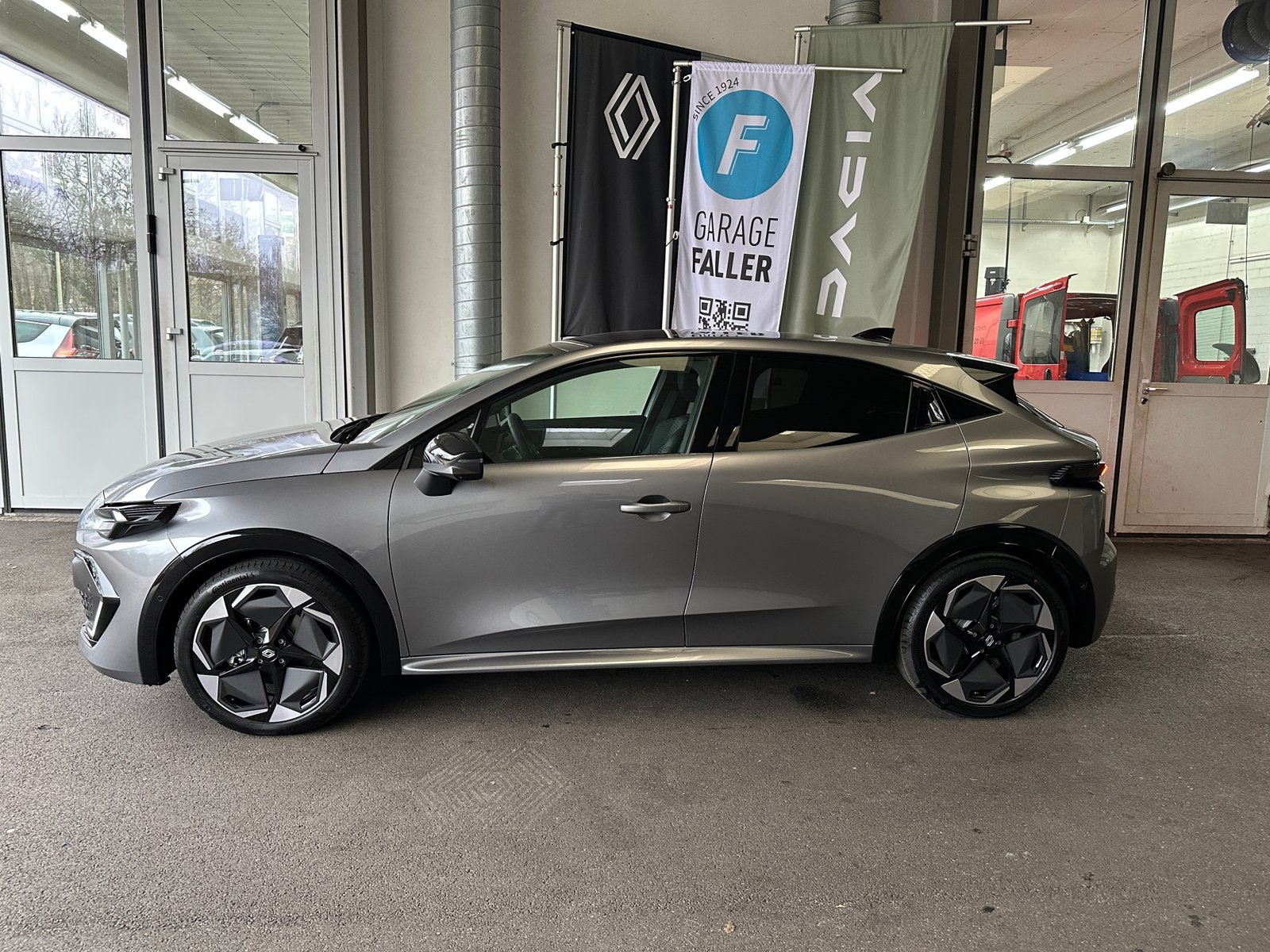 RENAULT CLIO E-TECH FULL HYBRID techno full hybrid E-Tech 160, Voll-Hybrid Benzin/Elektro, Vorführwagen, Automatik - 3