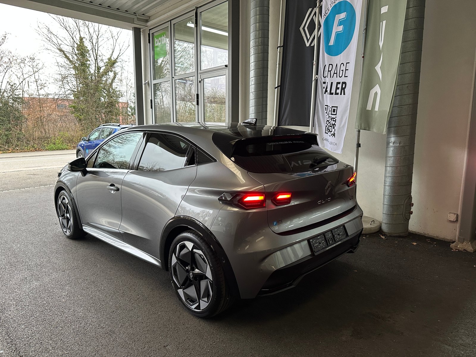 RENAULT CLIO E-TECH FULL HYBRID techno full hybrid E-Tech 160, Voll-Hybrid Benzin/Elektro, Vorführwagen, Automatik - 4
