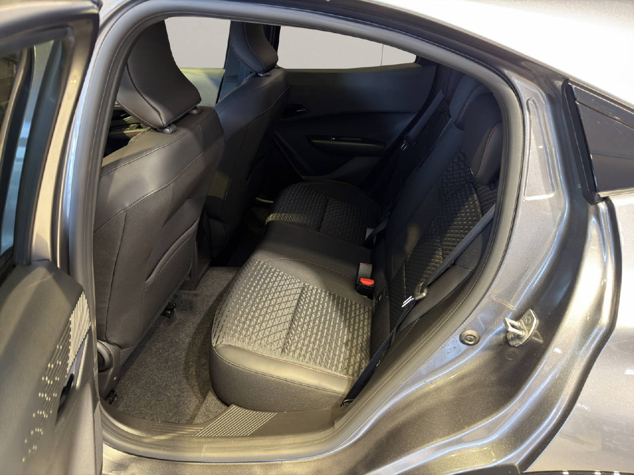 RENAULT Clio 1.8 E-Tech techno, Hybride Integrale Benzina/Elettrica, Auto dimostrativa, Automatico - 6
