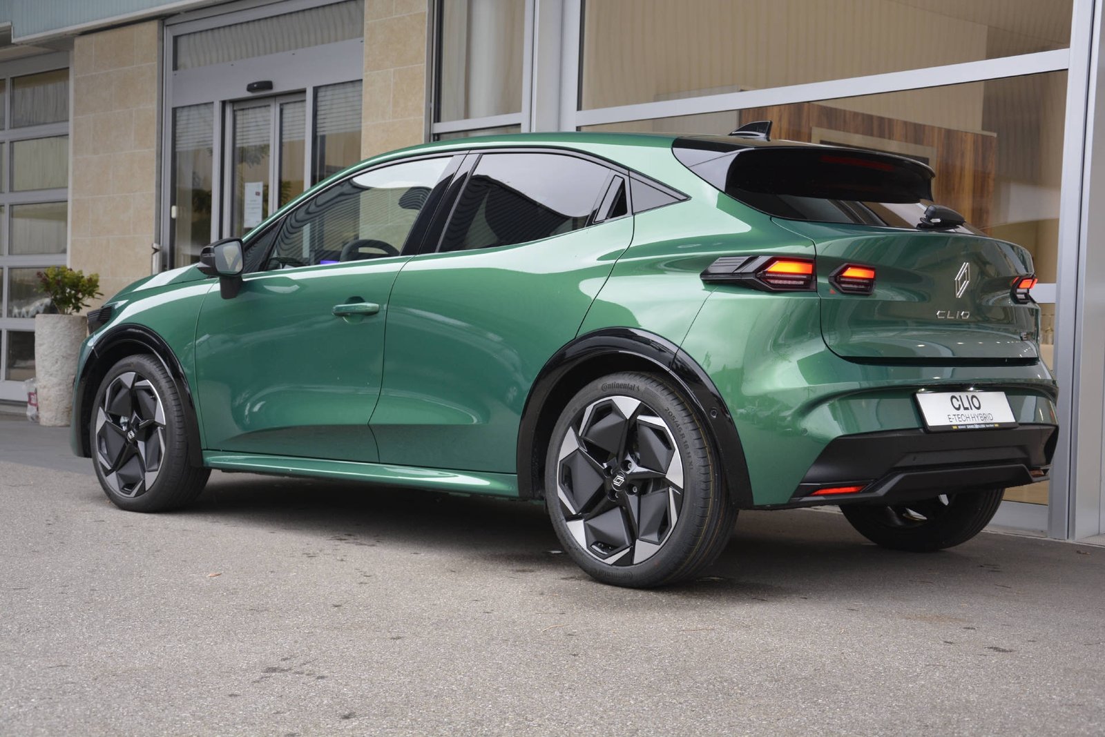 RENAULT Clio E-Tech Full Hybrid Techno 160, Hybride Integrale Benzina/Elettrica, Auto dimostrativa, Automatico - 4
