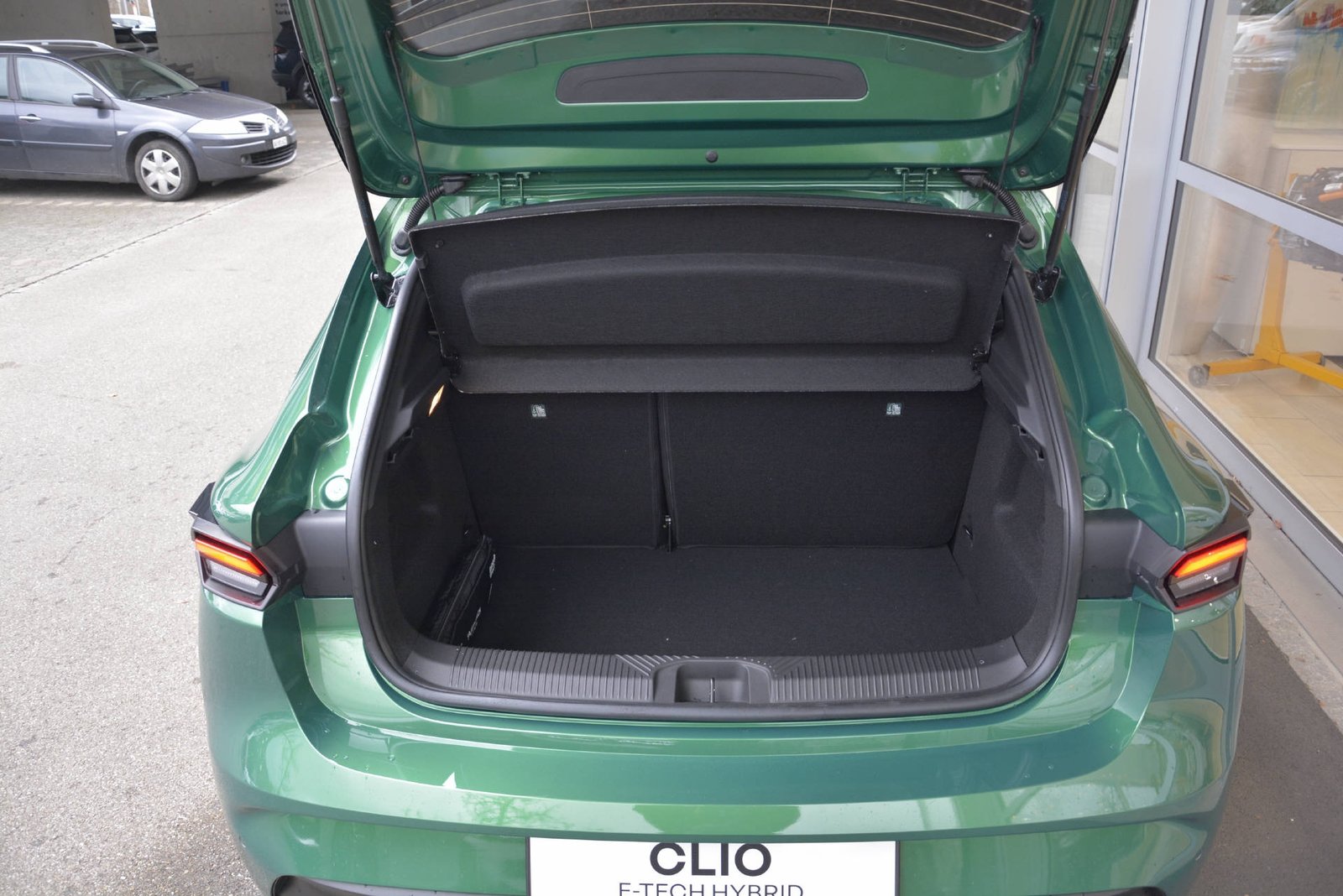 RENAULT Clio E-Tech Full Hybrid Techno 160, Hybride Integrale Benzina/Elettrica, Auto dimostrativa, Automatico - 6