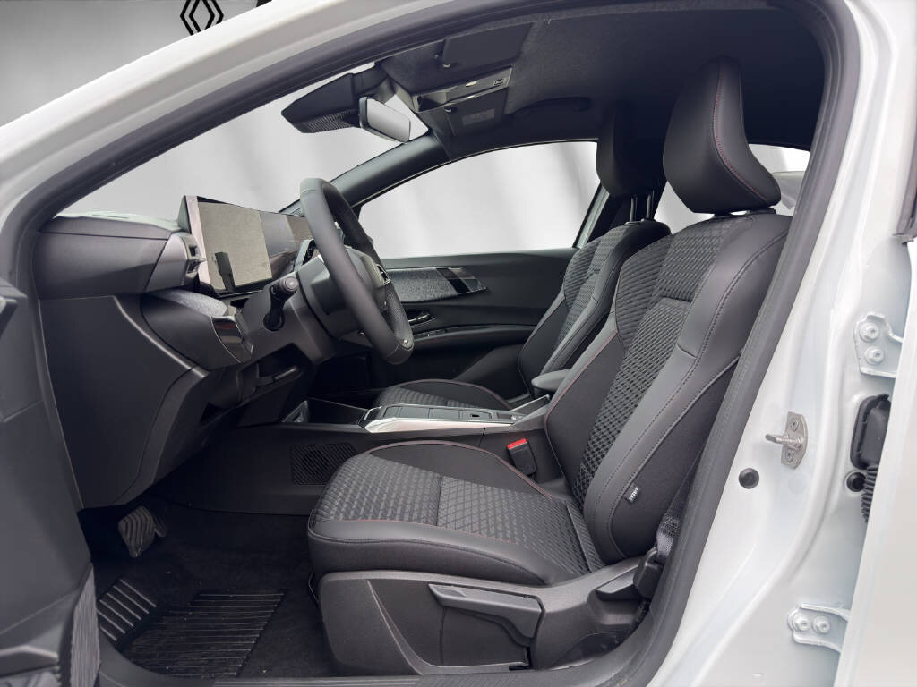 RENAULT Clio 1.8 E-Tech techno, Full-Hybrid Petrol/Electric, Ex-demonstrator, Automatic - 4