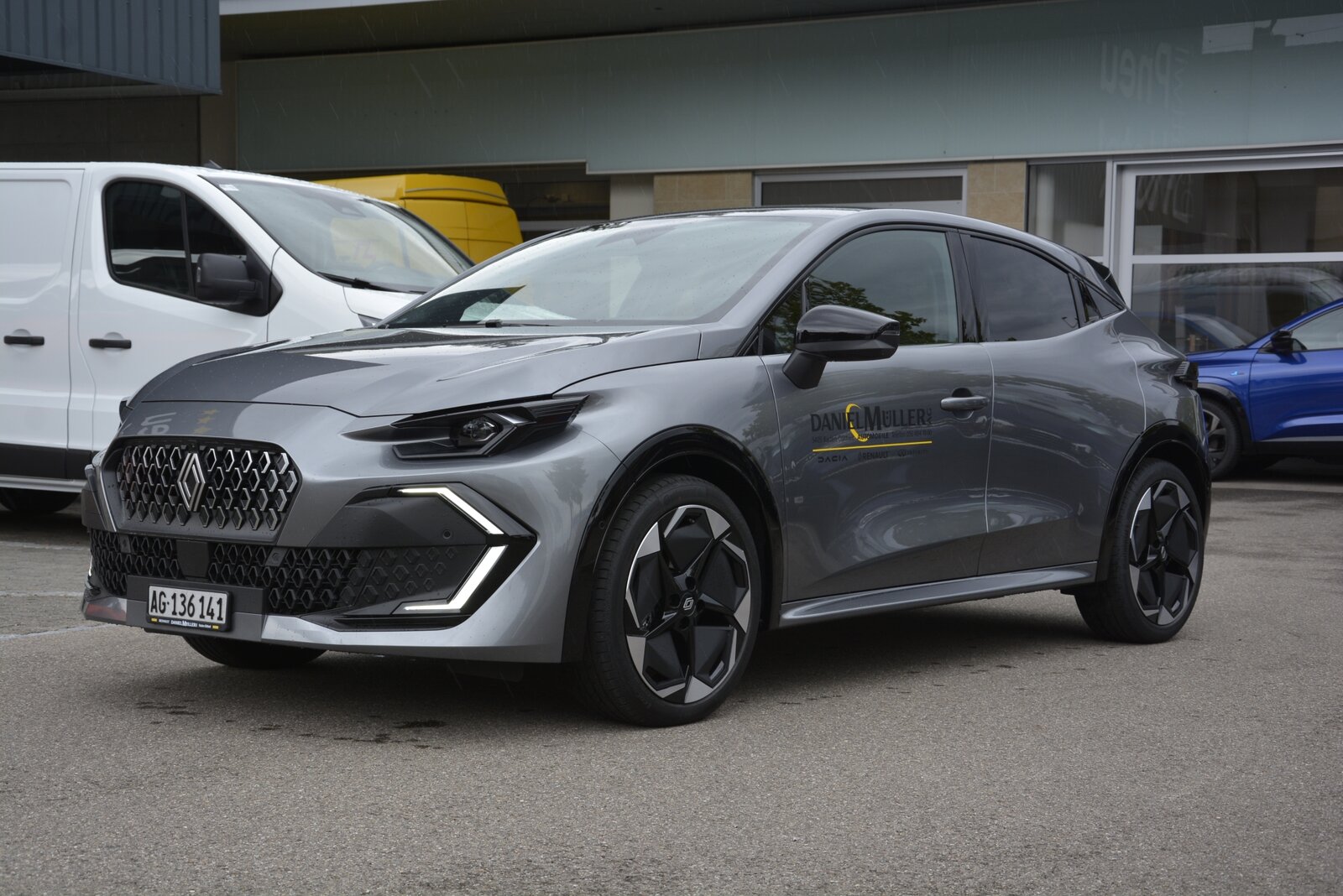 RENAULT CLIO techno full hybrid E-Tech 160