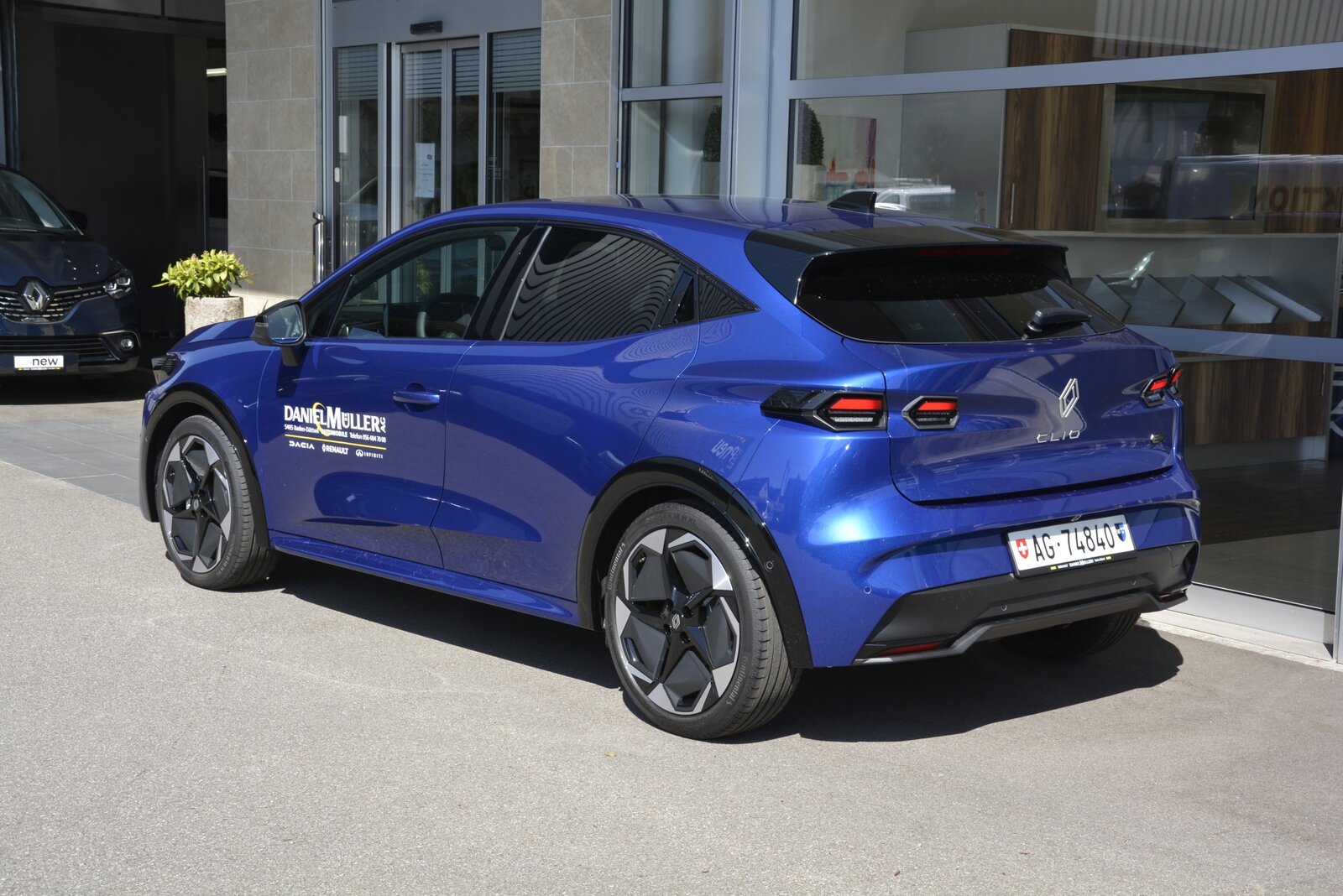 RENAULT CLIO techno full hybrid E-Tech 160, Full-Hybrid Petrol/Electric, Ex-demonstrator, Automatic - 4