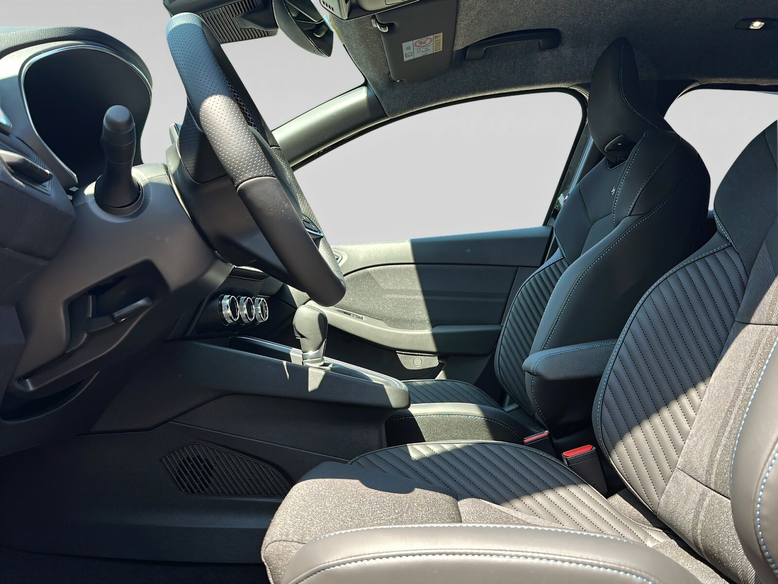 RENAULT Clio esp. Alpine f.hybrid 145, Full-Hybrid Petrol/Electric, Ex-demonstrator, Automatic - 5