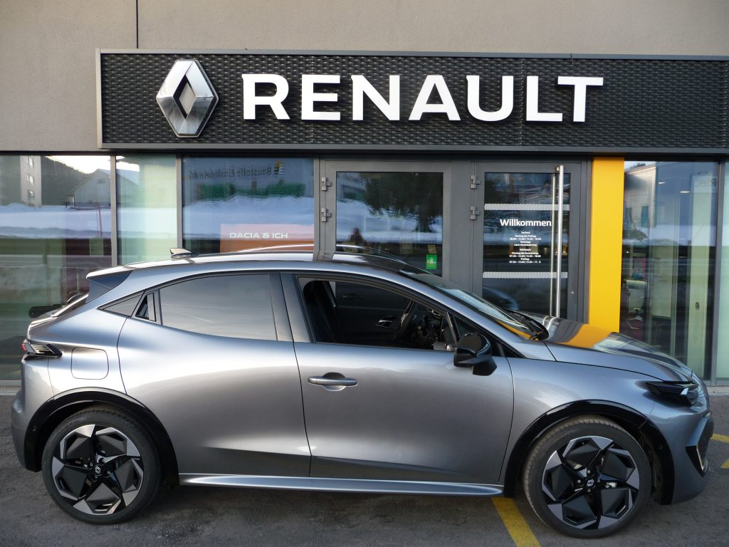 RENAULT CLIO 1.8 E-Tech techno, Full-Hybrid Petrol/Electric, Ex-demonstrator, Automatic - 6