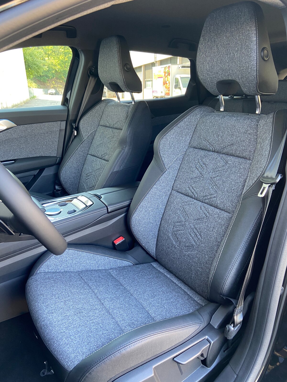 RENAULT Espace 1.2 E-Tech 200 Techno 7-Sitze, Benzina, Auto nuove, Automatico - 7