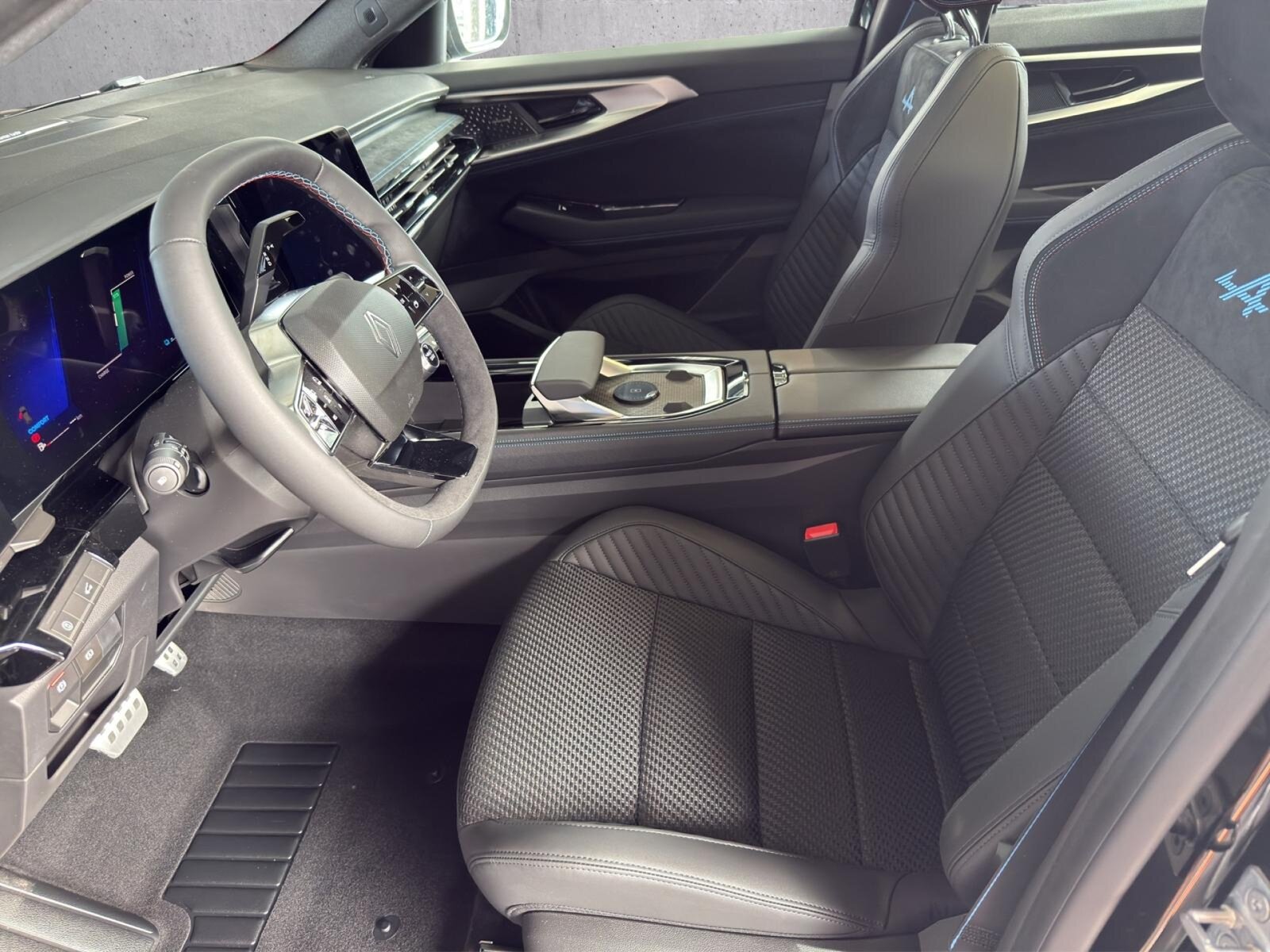 RENAULT Espace 1.2 E-Tech esprit Alpin, Voll-Hybrid Benzin/Elektro, Neuwagen, Automatik - 5