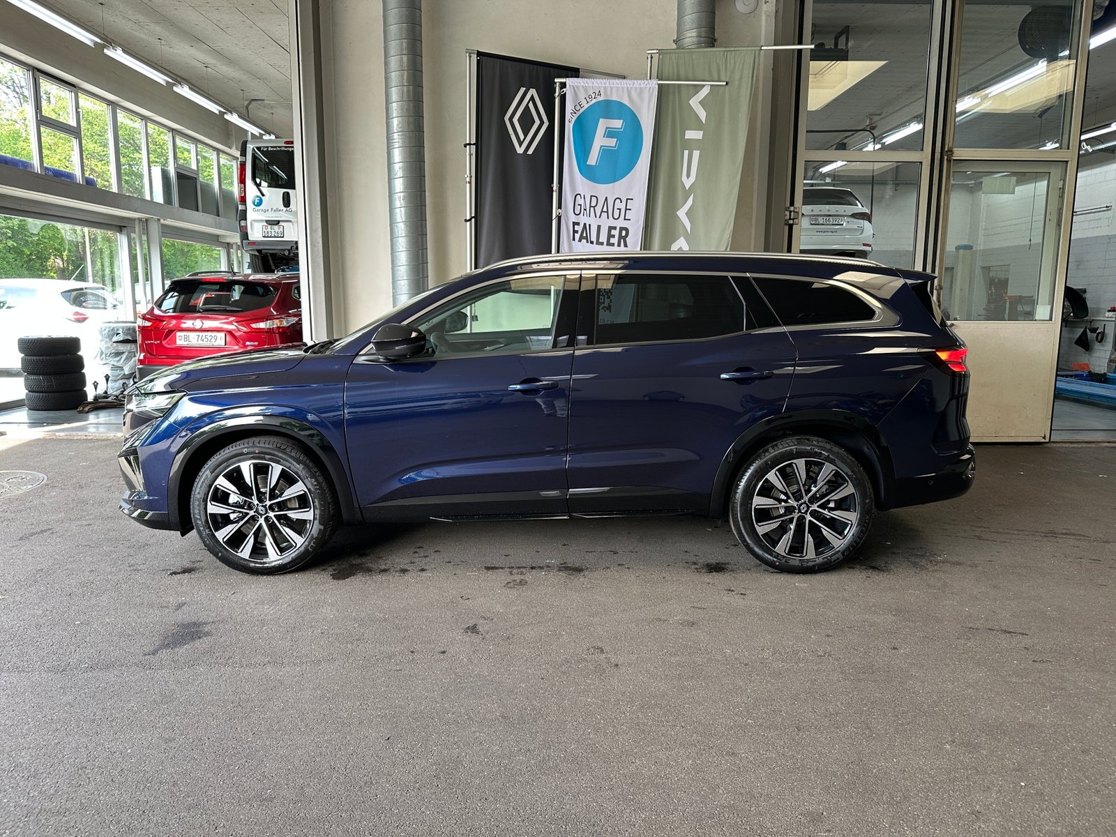 RENAULT Espace Full Hybrid E-Tech techno full hybrid E-Tech 200 - 5 , Hybride Intégral Essence/Électricité, Voiture nouvelle, Automatique - 2