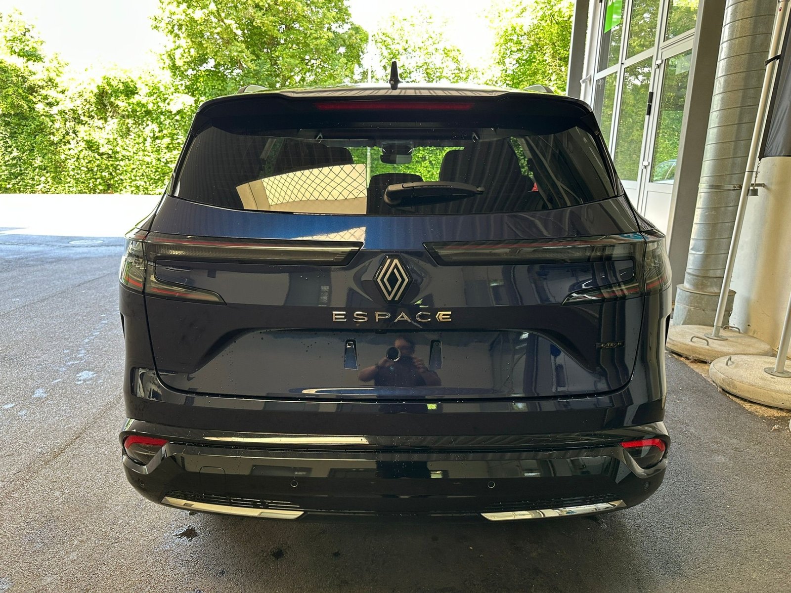 RENAULT Espace iconic full hybrid E-Tech 200 - 7 Seater, Hybride Intégral Essence/Électricité, Voiture nouvelle, Automatique - 4