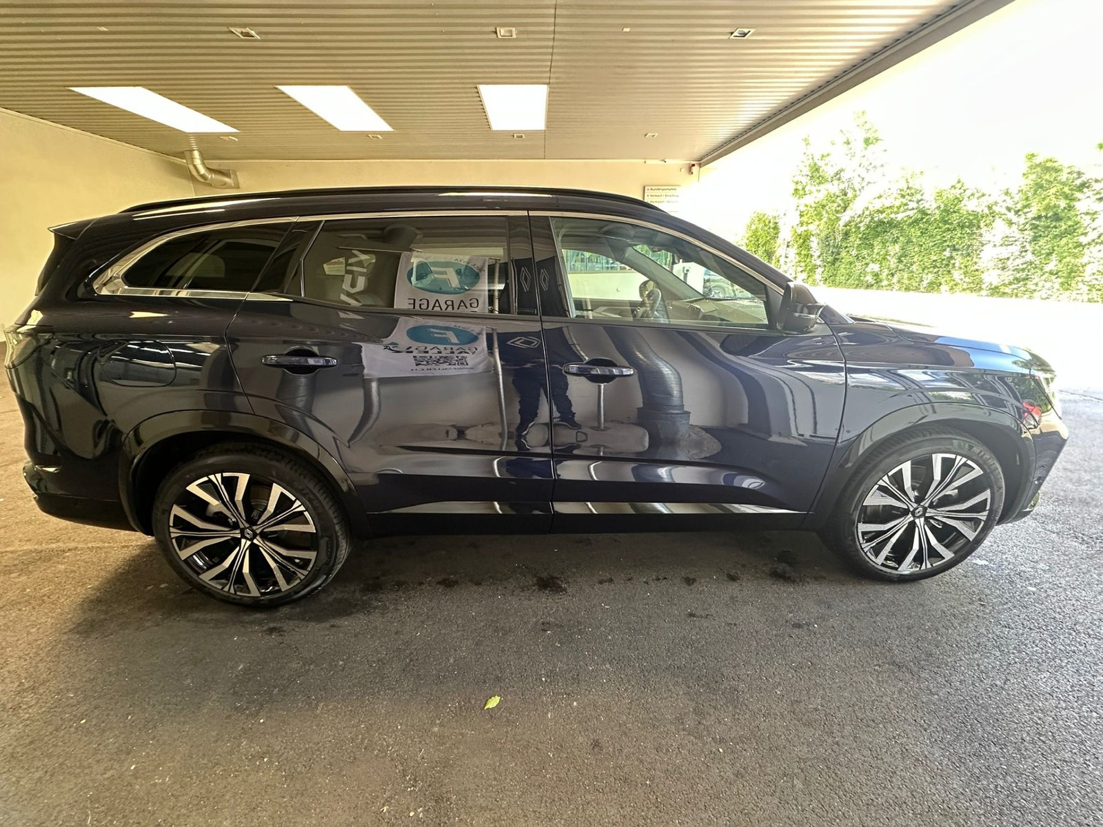RENAULT Espace iconic full hybrid E-Tech 200 - 7 Seater, Hybride Intégral Essence/Électricité, Voiture nouvelle, Automatique - 6