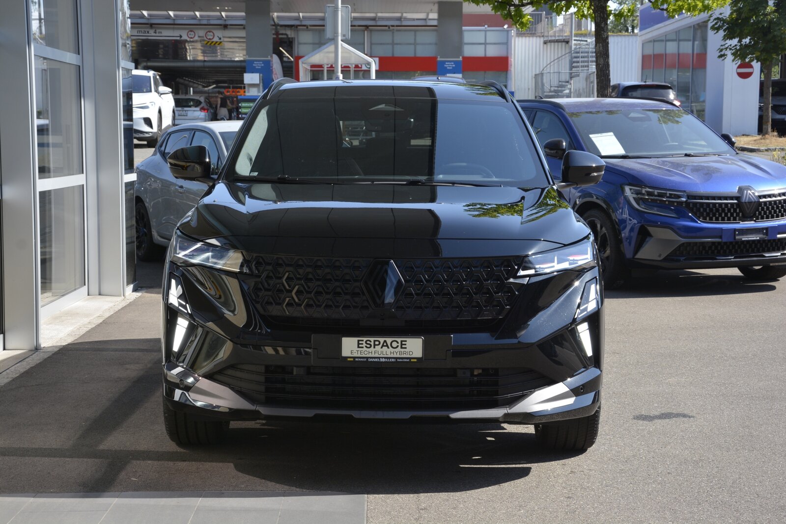 RENAULT Espace Full Hybrid E-Tech esprit Alpine full hybrid E-Tech 2, Hybride Intégral Essence/Électricité, Voiture nouvelle, Automatique - 2
