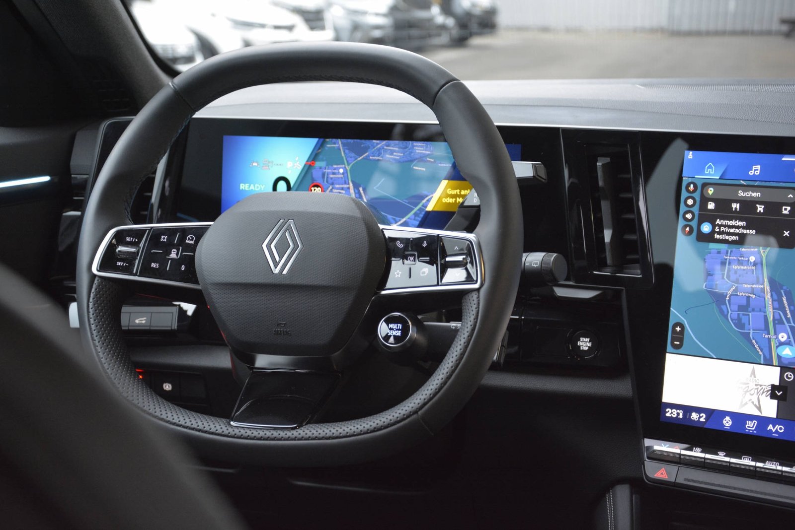 RENAULT Espace tech.E-Tech full Hybrid 200 *7 Plätzer*, Voll-Hybrid Benzin/Elektro, Occasion / Gebraucht, Automatik - 7