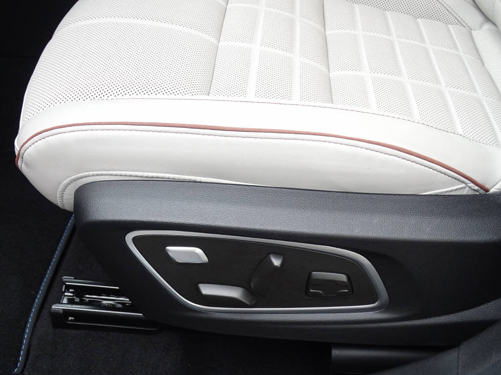 RENAULT Espace 1.2 E-Tech iconic, Full-Hybrid Petrol/Electric, Second hand / Used, Automatic - 6