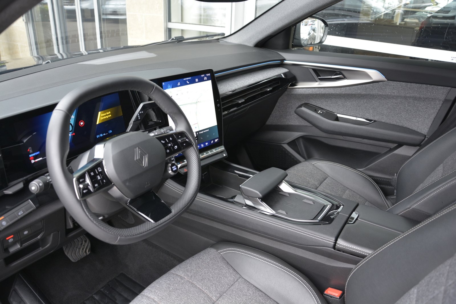 RENAULT Espace 1.2 E-Tech techno *7 Plätzer* 1.2 E-Tech techno 7P, Voll-Hybrid Benzin/Elektro, Occasion / Gebraucht, Automatik - 5
