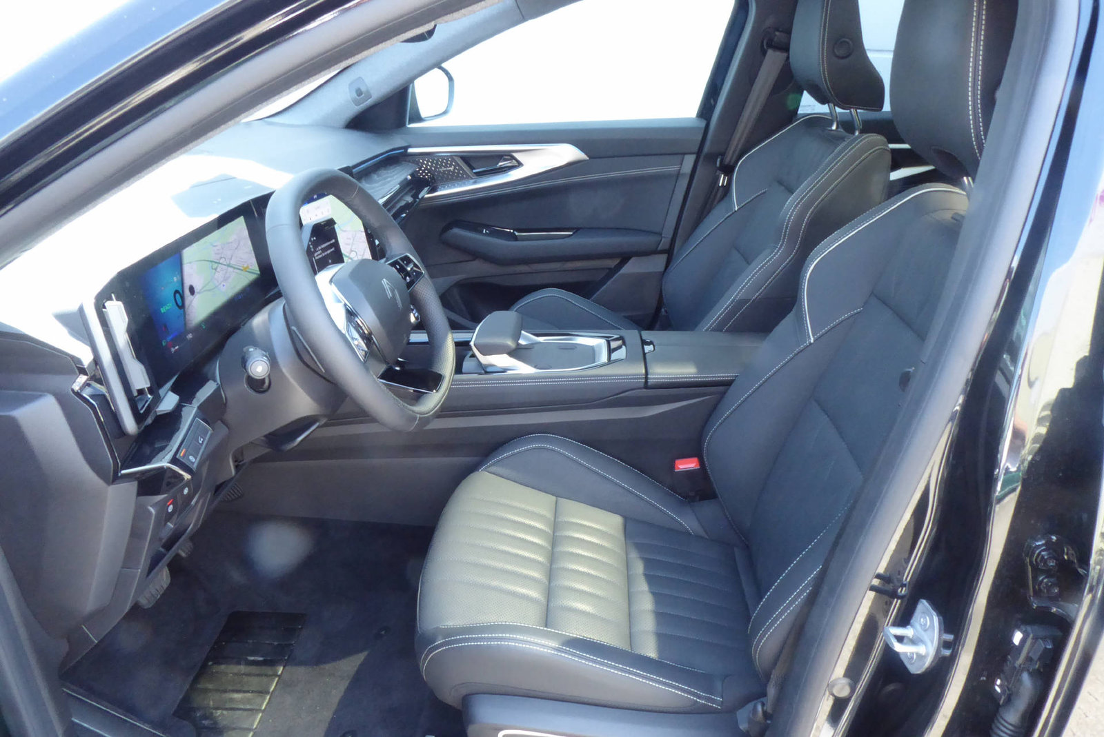 RENAULT Espace 1.2 E-Tech iconic, Voll-Hybrid Benzin/Elektro, Occasion / Gebraucht, Automatik - 6
