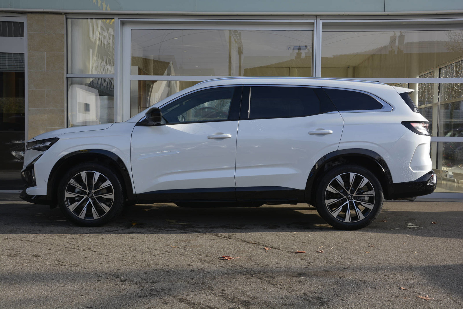 RENAULT Espace Full Hybrid E-Tech techno full hybrid E-Tech 200 - 5 , Hybride Intégral Essence/Électricité, Voiture nouvelle, Automatique - 3