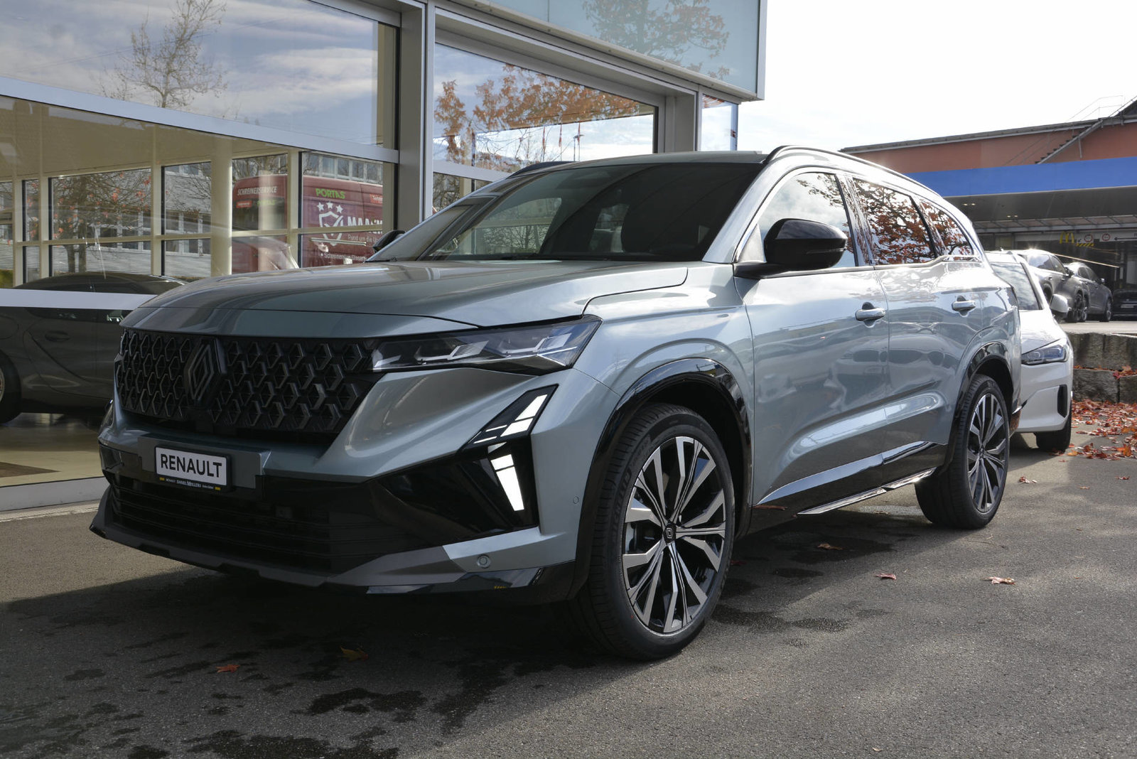 RENAULT Espace Full Hybrid E-Tech iconic full hybrid E-Tech 200 - 5 