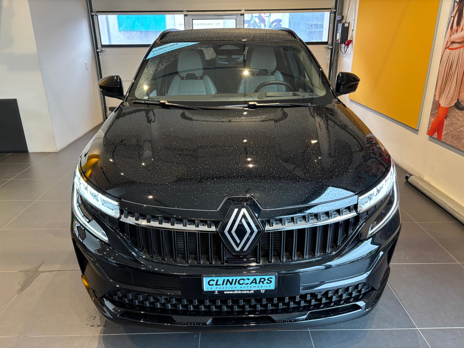 RENAULT Espace 1.2 E-Tech 200 Iconic 7-Sitze, Full-Hybrid Petrol/Electric, Second hand / Used, Automatic - 2