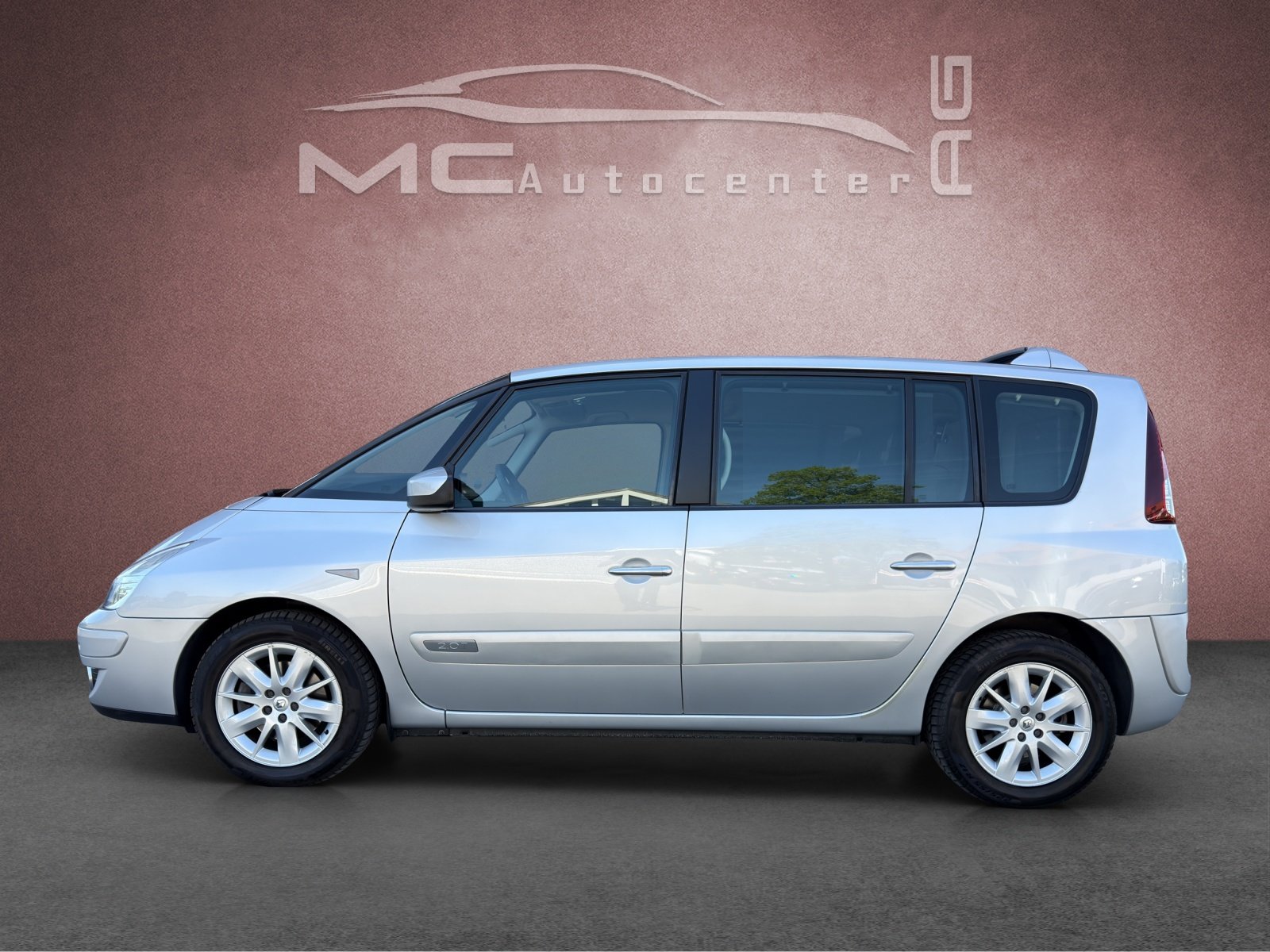 RENAULT Espace 2.0 Turbo Swiss Edition Automatic, Petrol, Second hand / Used, Automatic - 2
