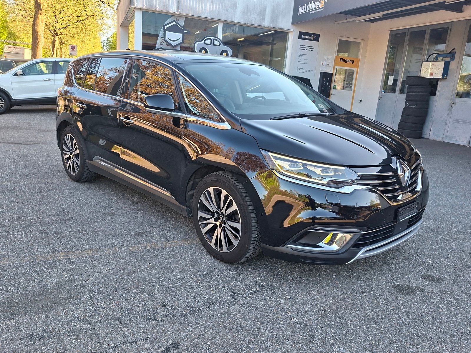 RENAULT Espace 1.8 TCe Initiale EDC, Essence, Occasion / Utilisé, Automatique - 3