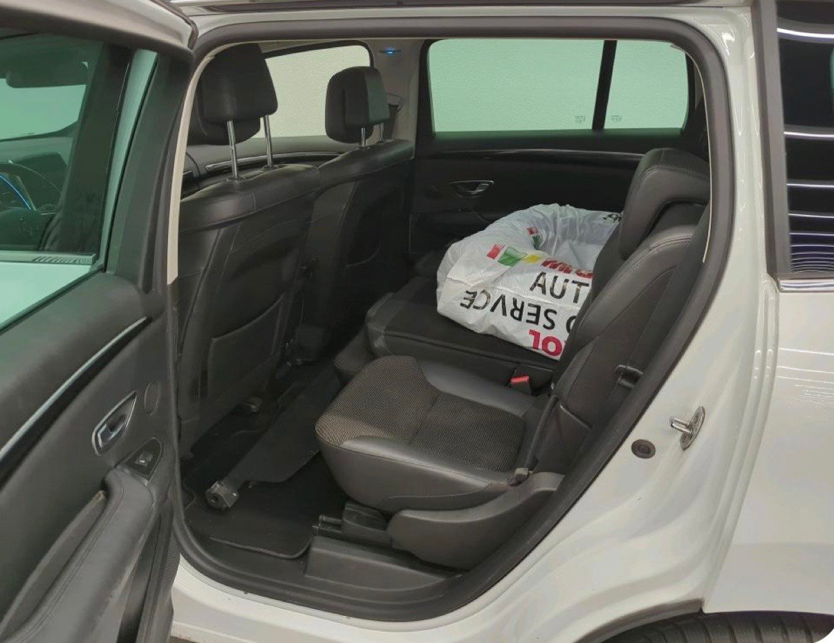 RENAULT Espace 2.0 dCi Intens EDC 6 ** Frisch ab MFK und Ser, Diesel, Second hand / Used, Automatic - 5