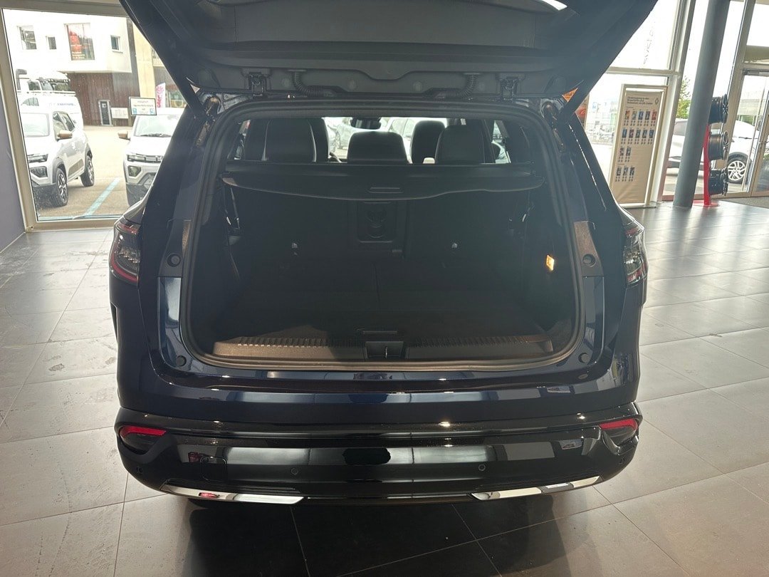 RENAULT Espace 1.2 E-Tech 200 Techno 7-Sitze, Voll-Hybrid Benzin/Elektro, Occasion / Gebraucht, Automatik - 7