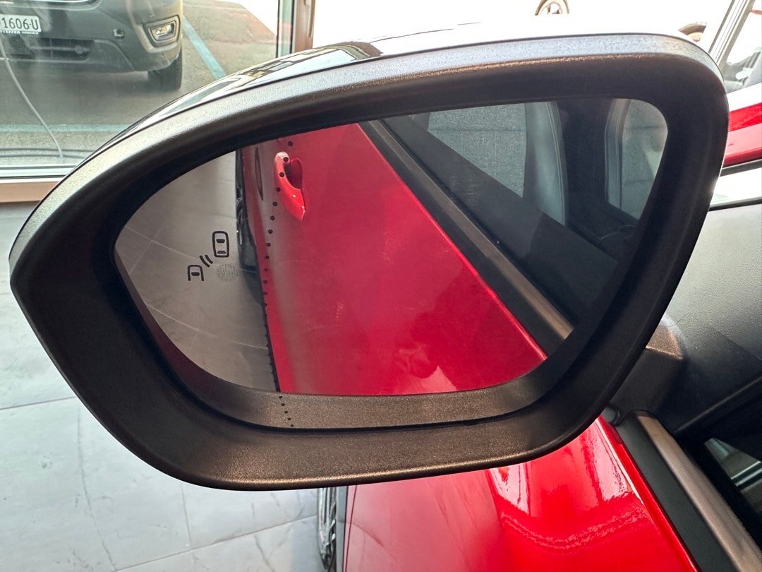 RENAULT Espace 1.2 E-Tech 200 Techno 7-Sitze, Voll-Hybrid Benzin/Elektro, Occasion / Gebraucht, Automatik - 5