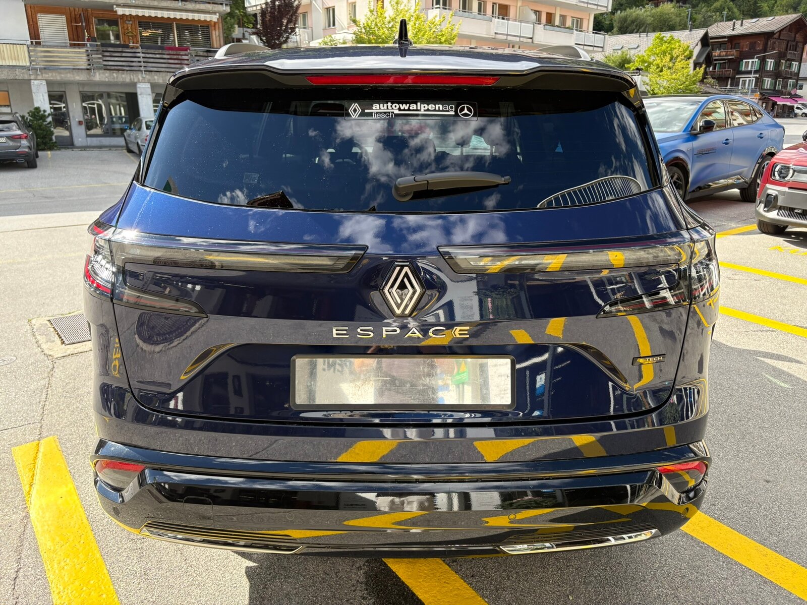 RENAULT Espace 1.2 E-Tech Iconic, Voll-Hybrid Benzin/Elektro, Occasion / Gebraucht, Automatik - 6