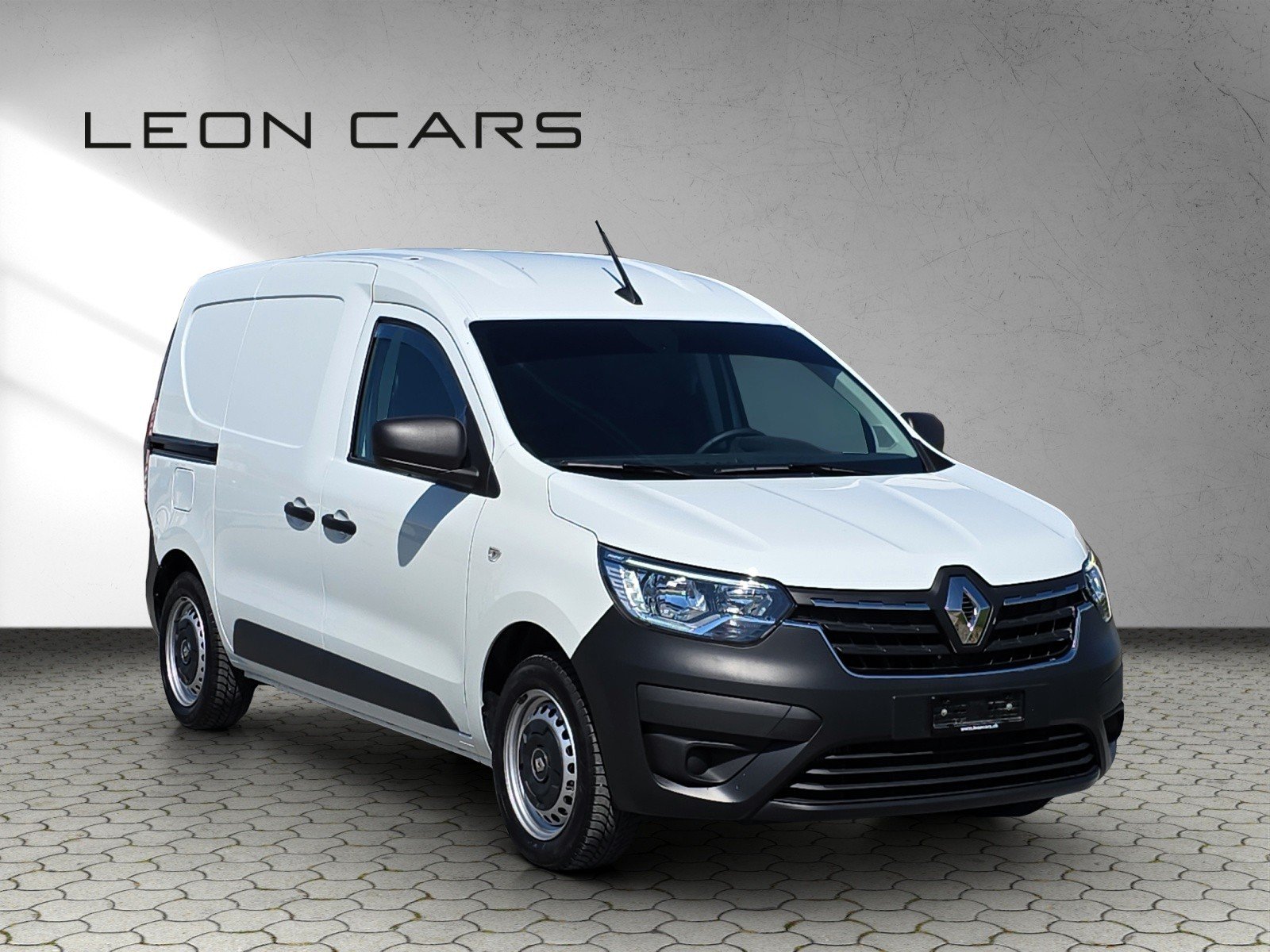 RENAULT Express 1.3TCe 100 PF Blue Extra mit AHK, Benzin, Occasion / Gebraucht, Handschaltung - 2