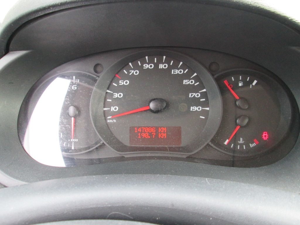 RENAULT Kangoo Kombi 1.6 16V 105 Expression, Petrol, Second hand / Used, Manual - 6
